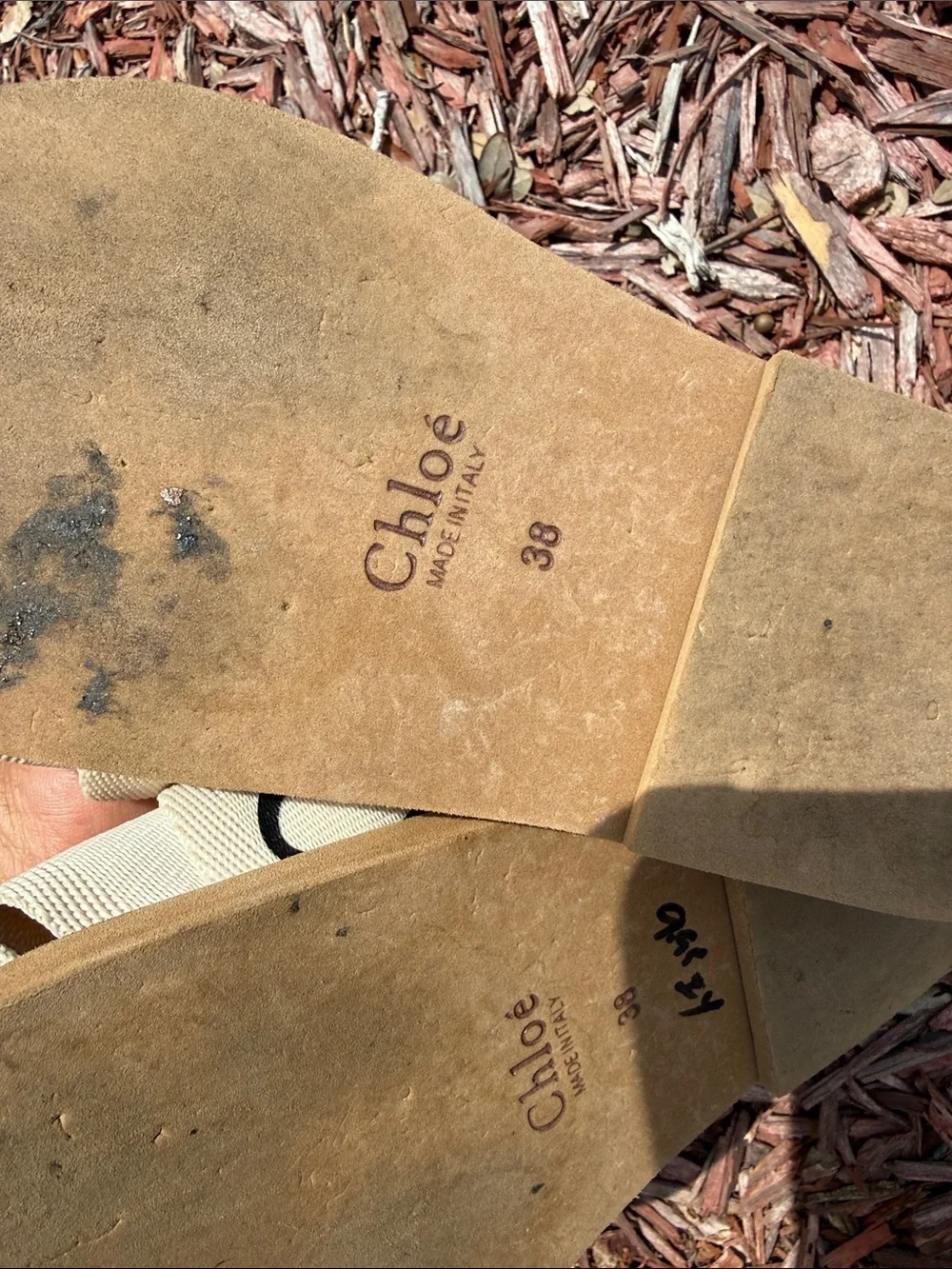 Chloé Cream Logo Ribbon Slide Sandals